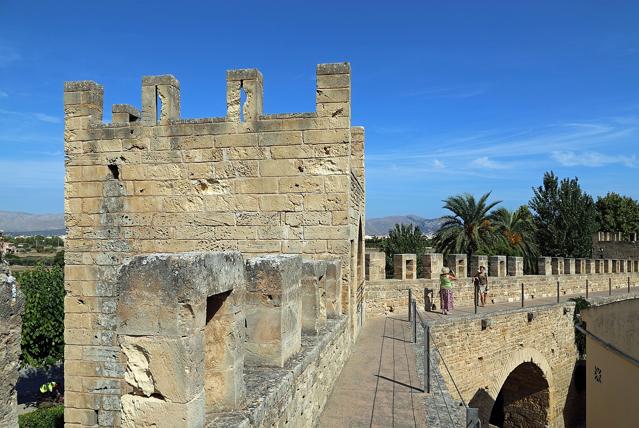 City walls of Alcúdia